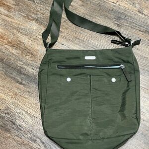 Baggallini Olive Green Crossbody Bag